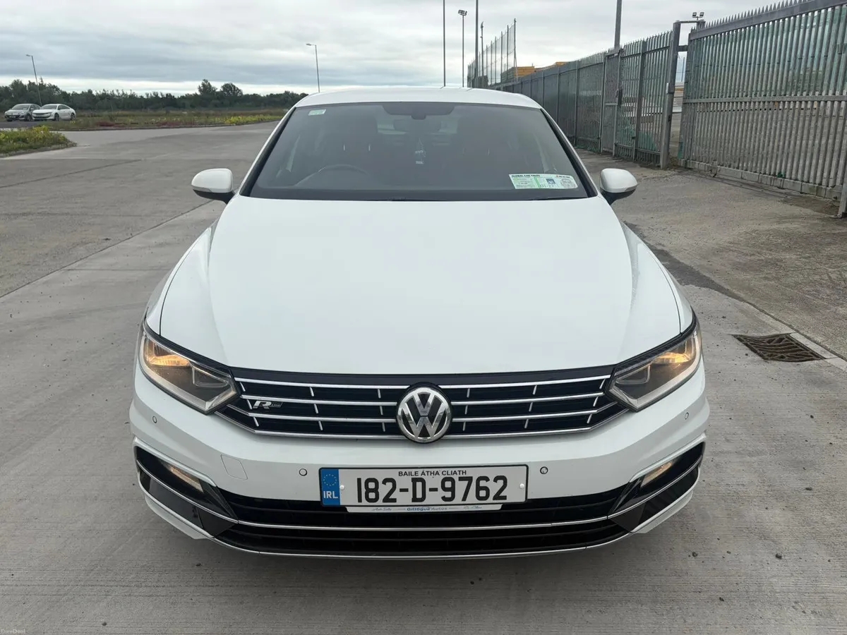 2018 Volkswagen Passat R line 1.6 TDI - Image 2