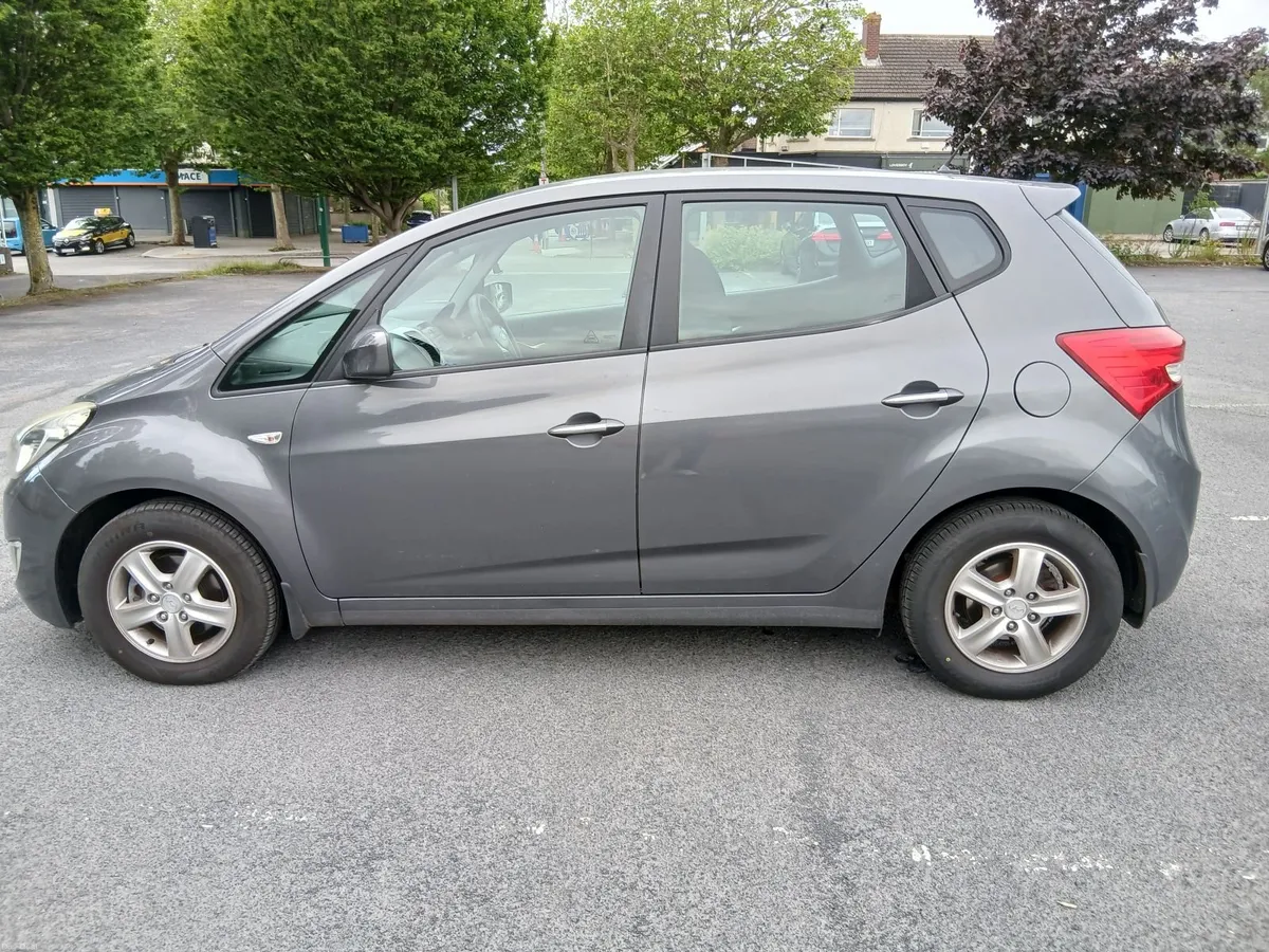 Hyundai ix20 2012 Low mileage - Image 1