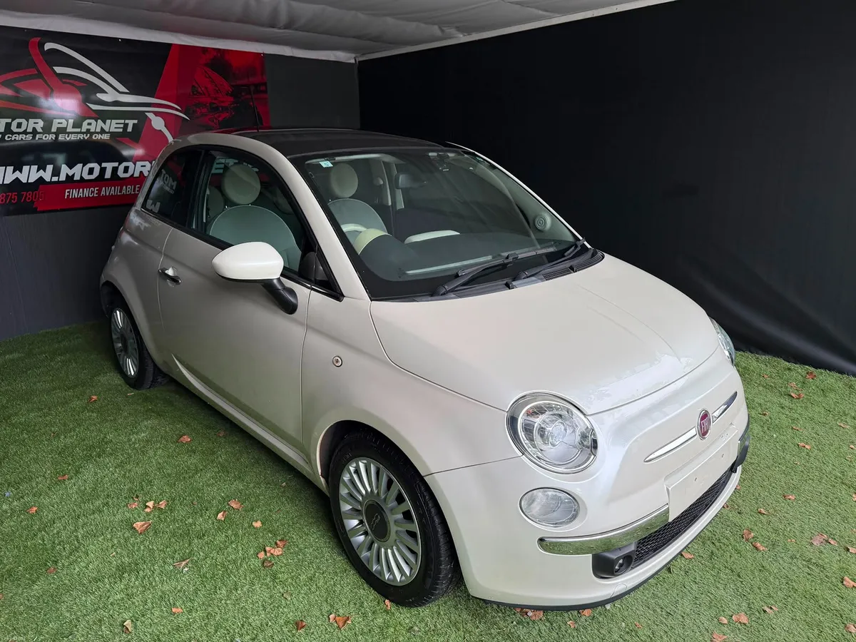 2013 Fiat Automatic only 28k miles! - Image 2
