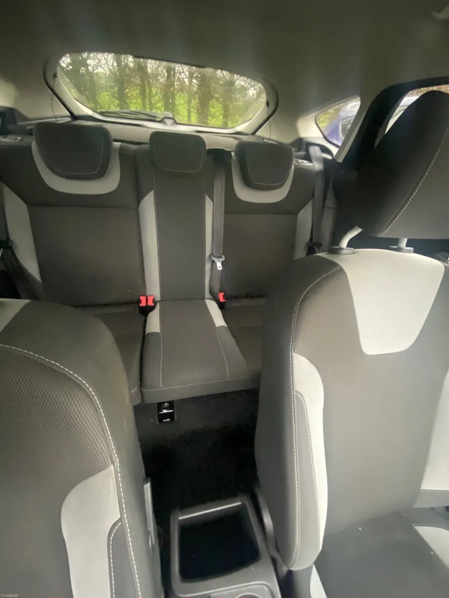 Ford Focus 2012 - Image 4