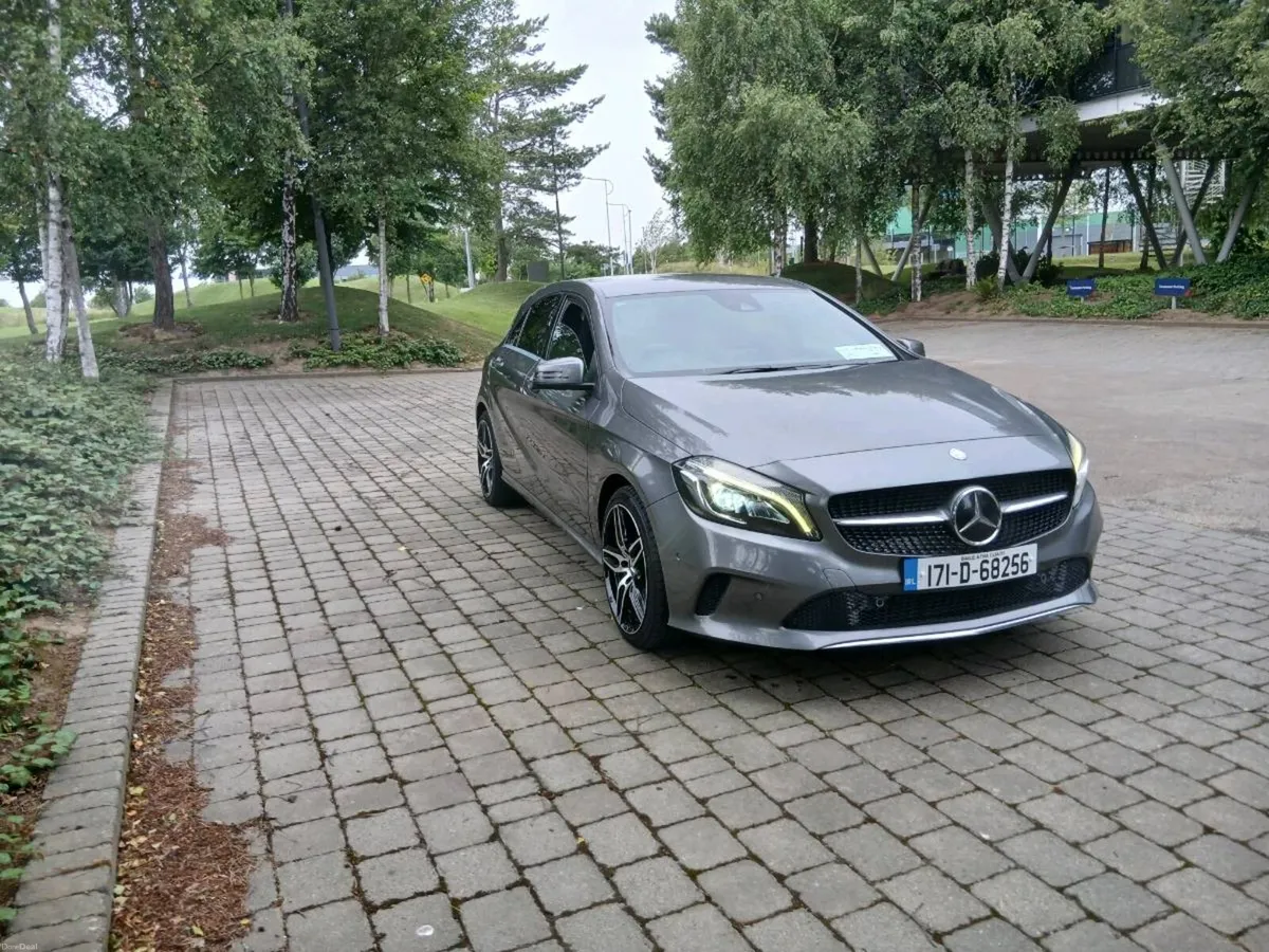 Mercedes A180 AUTOMATIC - Image 2