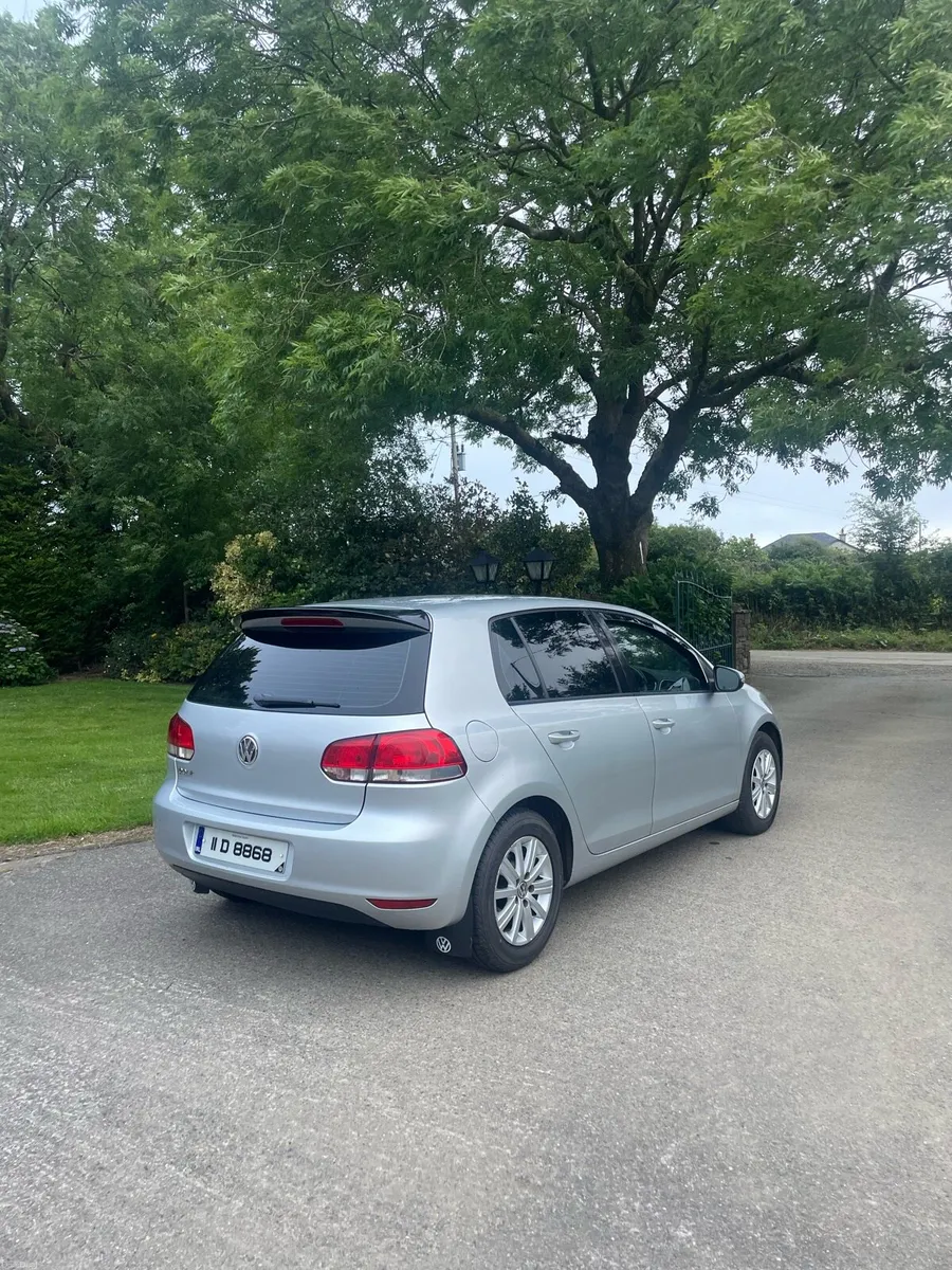 Volkswagen Golf 2011 - Image 4