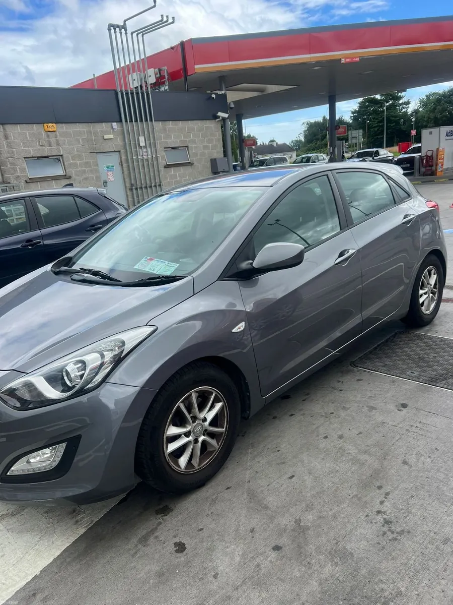 Hyundai i30 2014 - Image 2