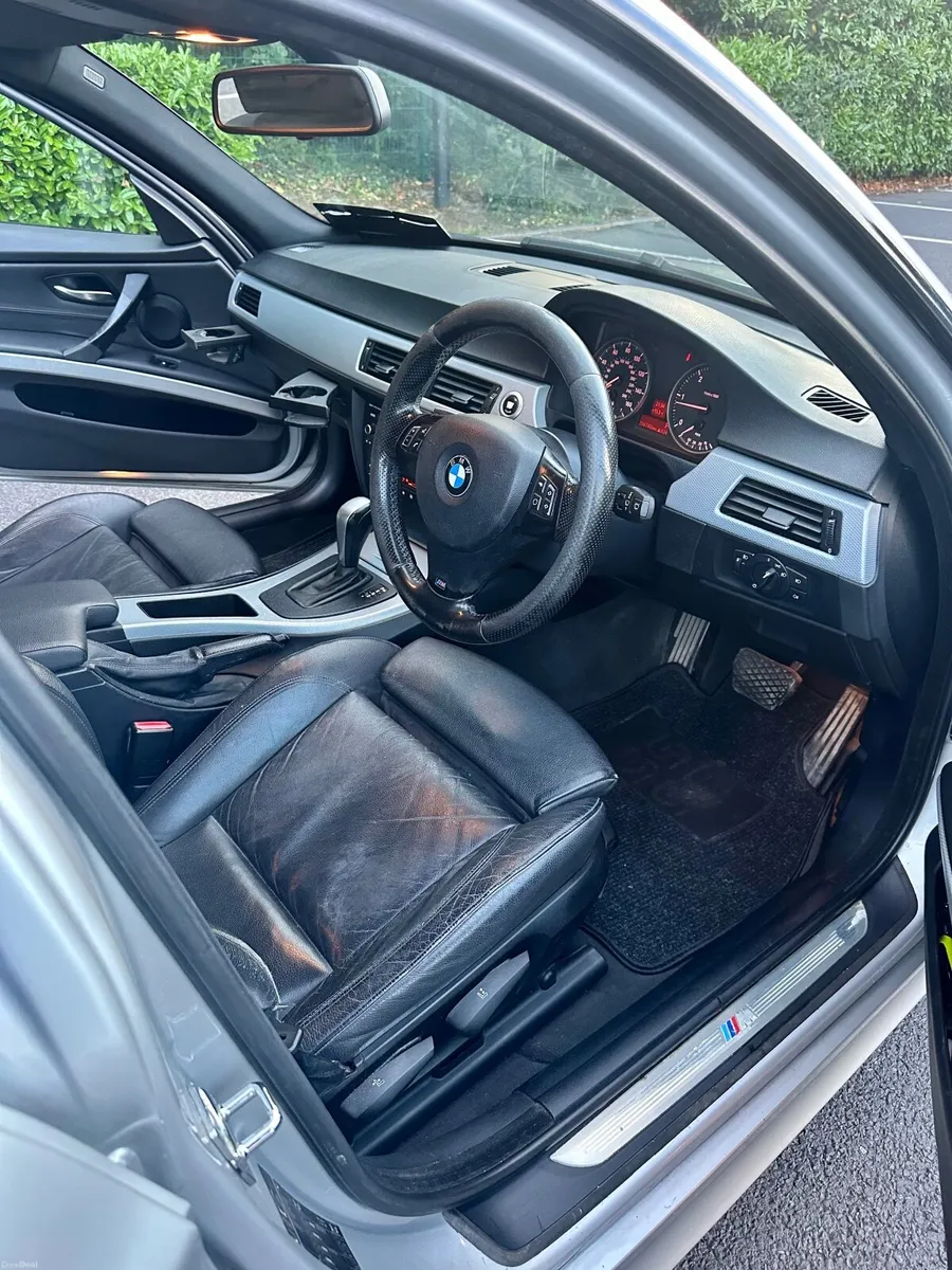 BMW 3-Series 2008 - Image 6