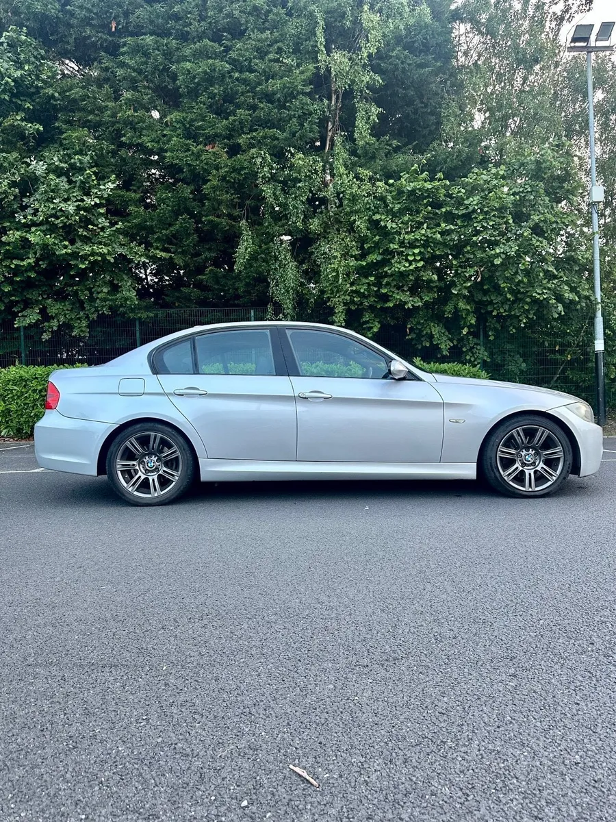 BMW 3-Series 2008 - Image 1
