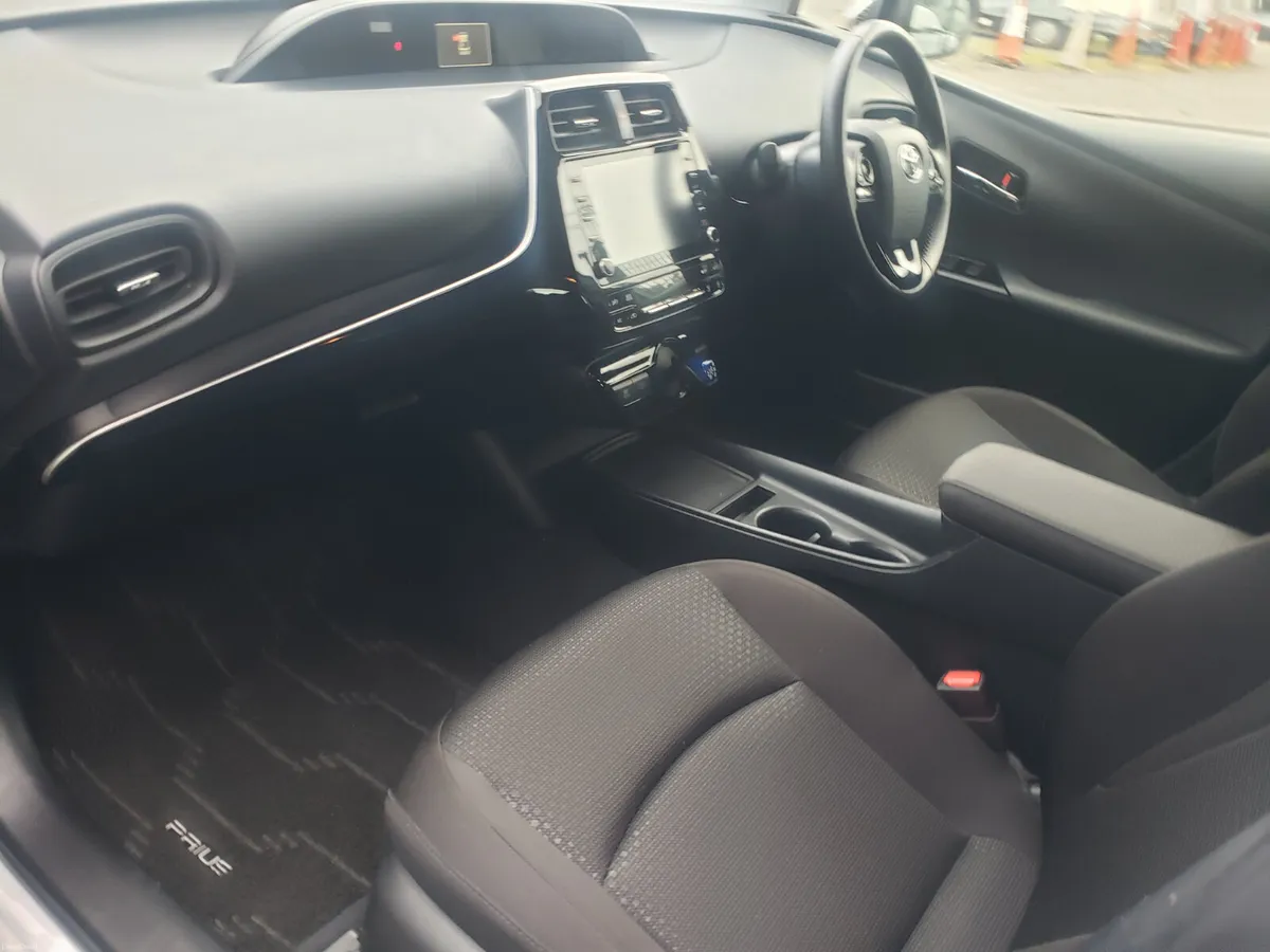 Toyota Prius 2022 - Image 4
