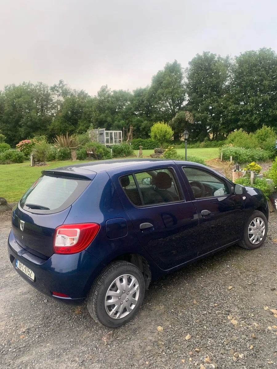 Car - Image 1
