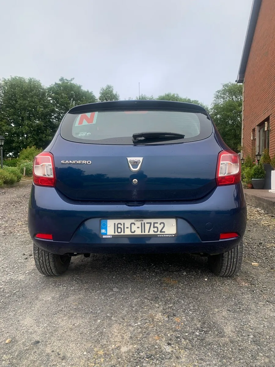 Car - Image 4