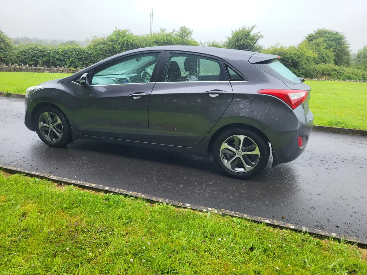 Hyundai i30 1.4 petrol NEW NCT 2/27 - Image 4