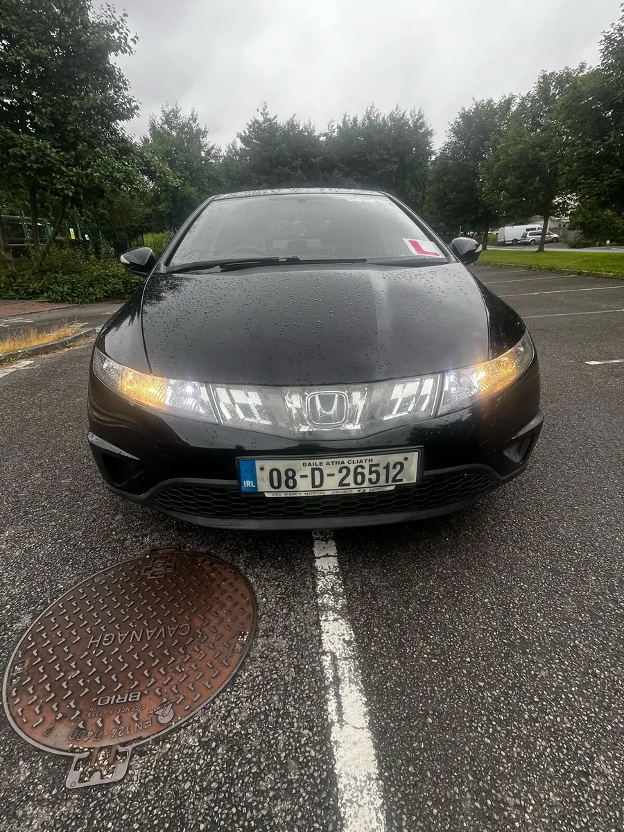 Honda civic - Image 1
