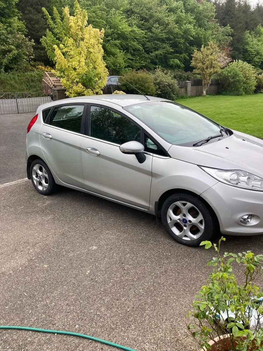 Ford Fiesta 1.25 Titanium for sale - Image 2