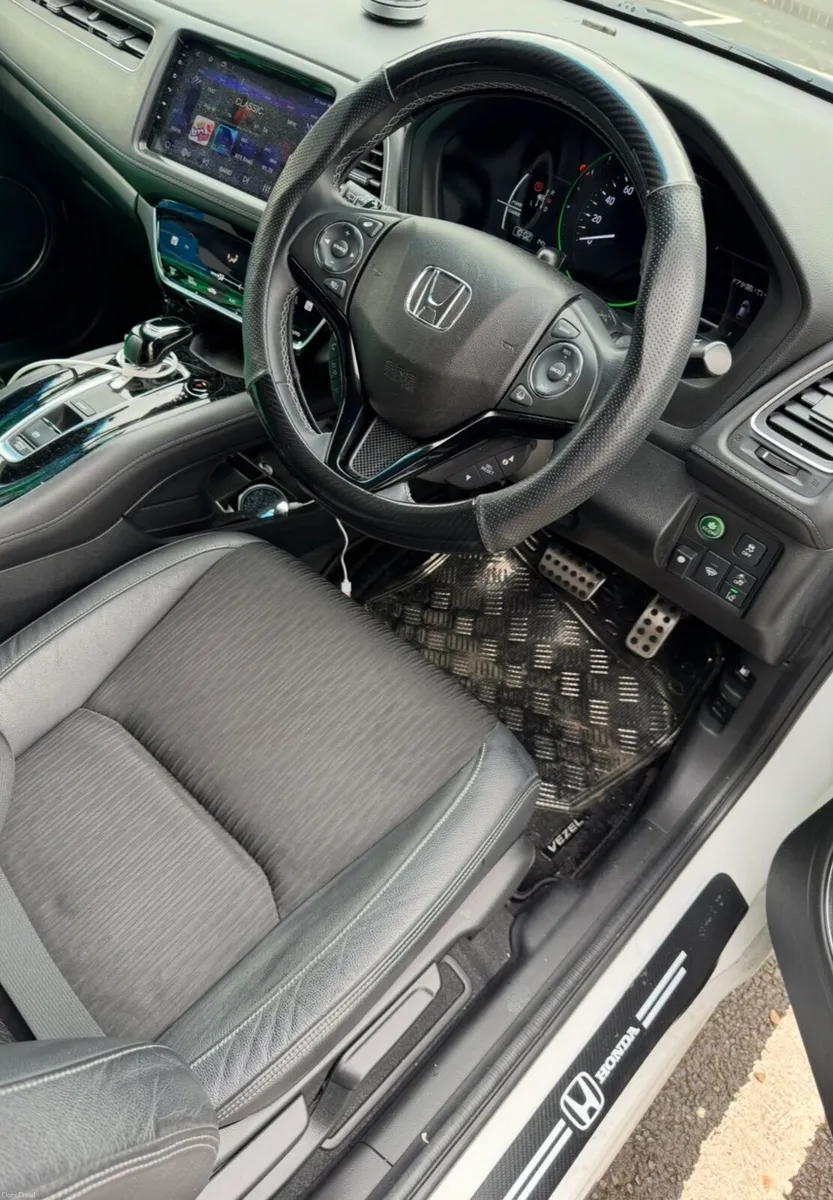 Honda vezel 1.5 auto hybrid - Image 6