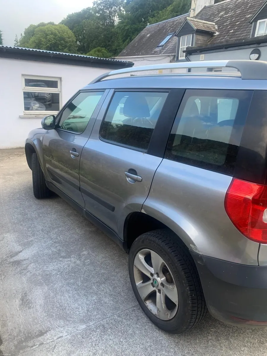 Skoda Yeti 2013 - Image 2