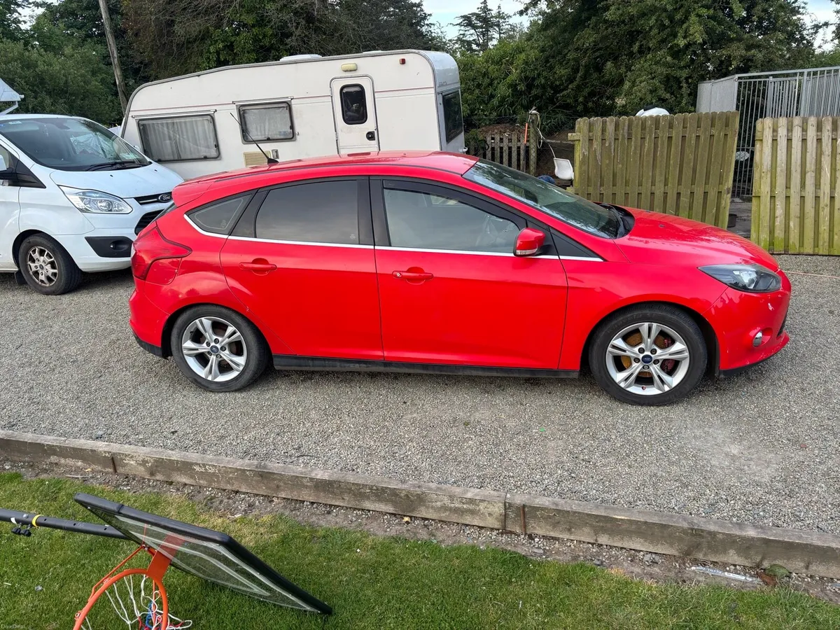 2014 Ford focus - Image 2