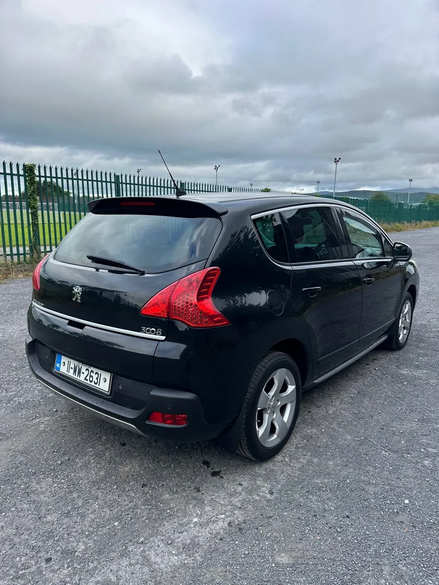 Peugeot 3008 1.6 HDI Panoramic roof Low km - Image 4