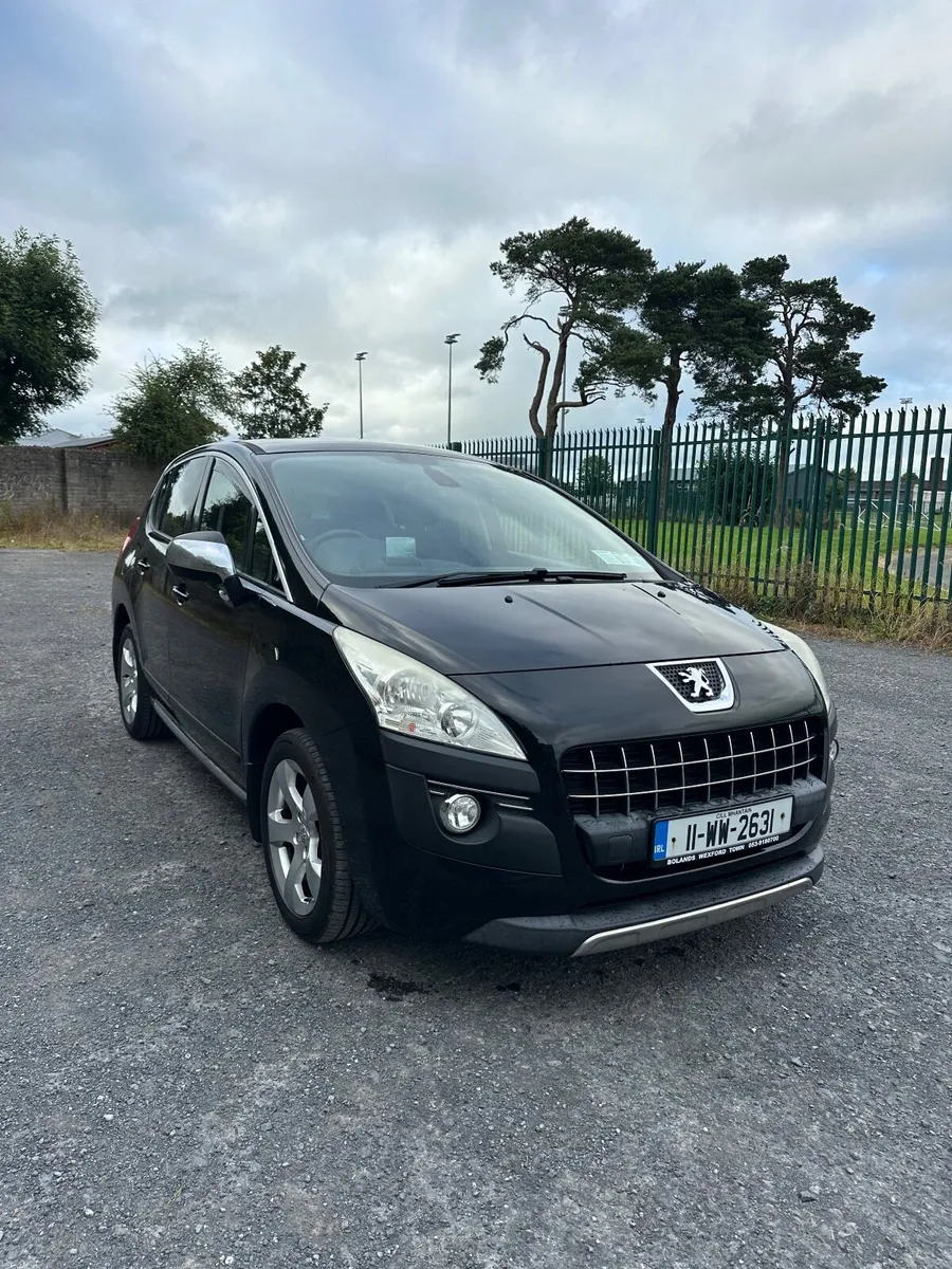 Peugeot 3008 1.6 HDI Panoramic roof Low km - Image 1