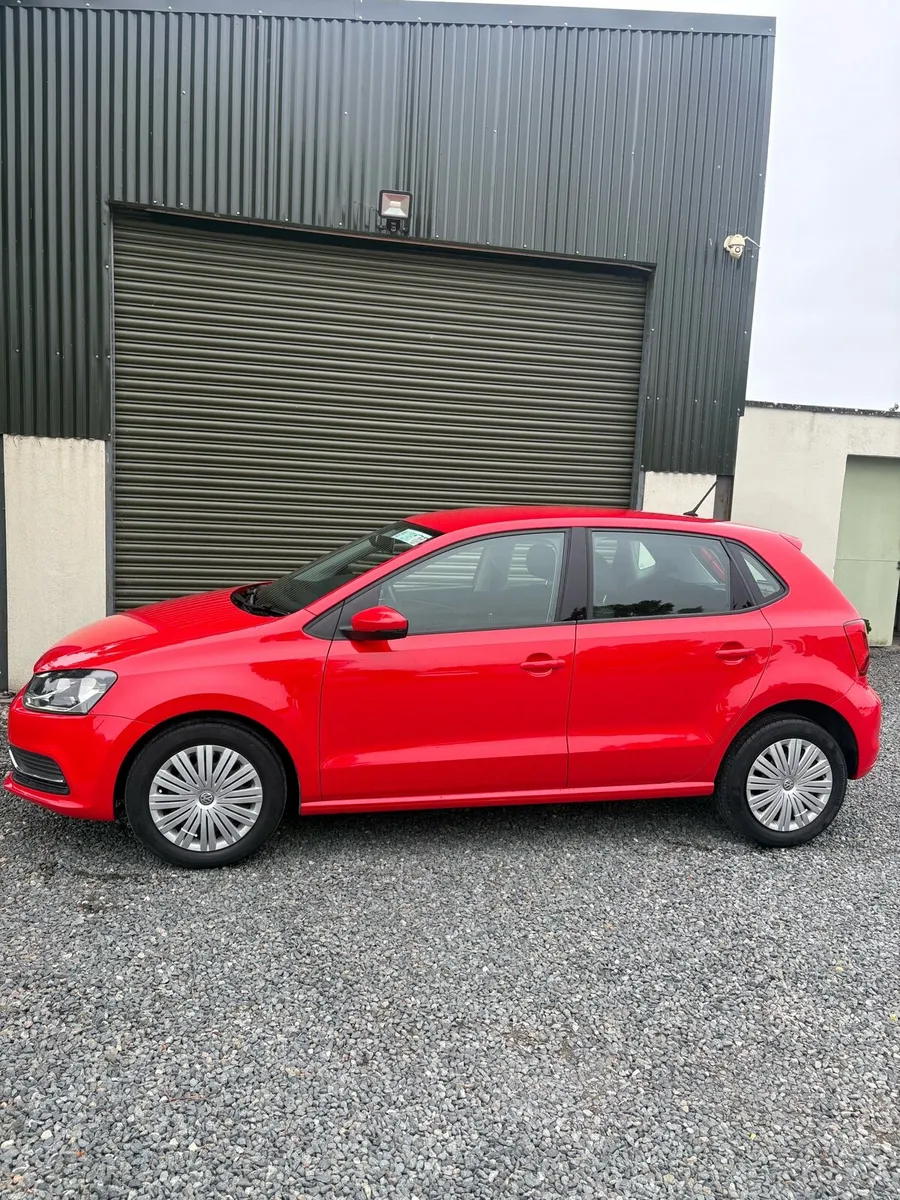 Volkswagen polo Auto Low km - Image 4