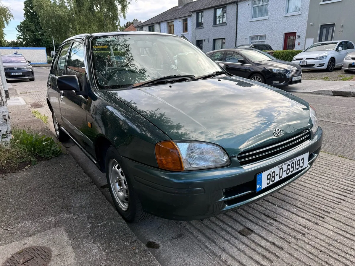 Toyota Starlet 1.3 1998 - Image 2