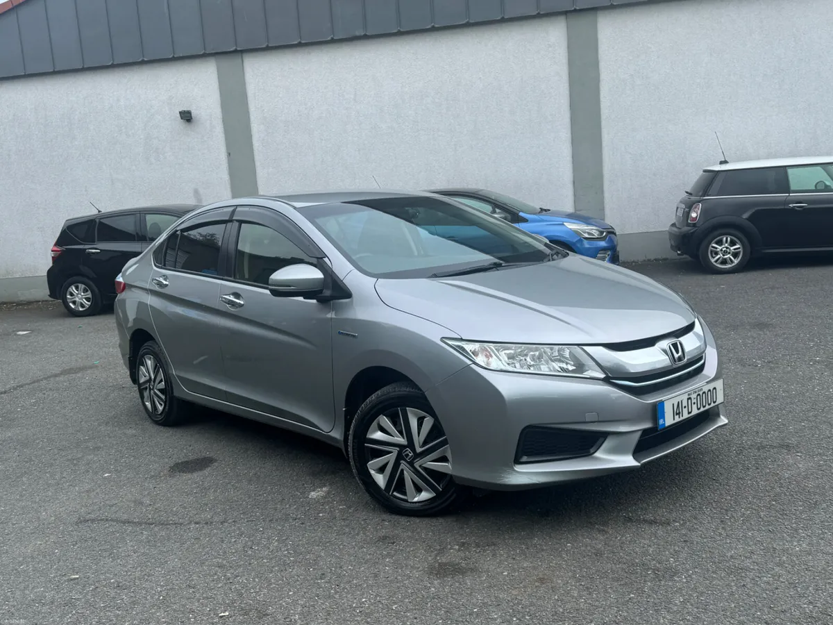 Honda Grace 1.5 Hybrid Full Options - Image 2