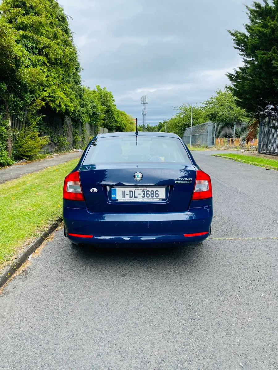 Skoda Octavia 2011 - Image 2