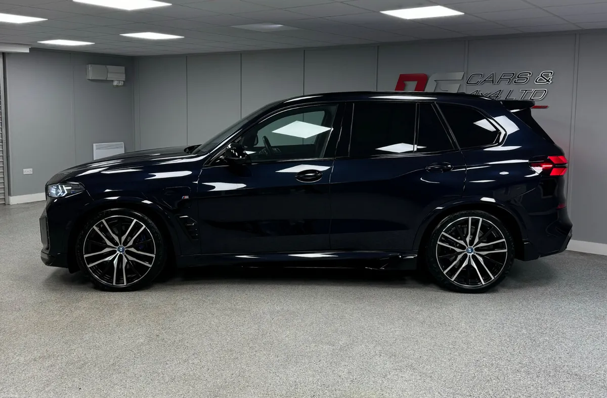 2023 BMW X5 3.0 50E M Sport LCI X Drive Automatic - Image 4