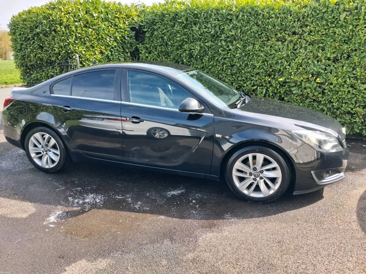 Opel Insignia 1.6 diesel - Image 1