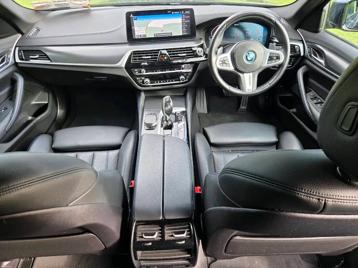231 BMW 530E MSPORT - Image 2