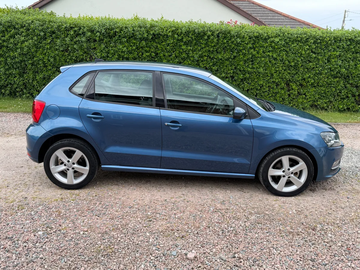 172 Volkswagen Polo Highline DSG - Image 3