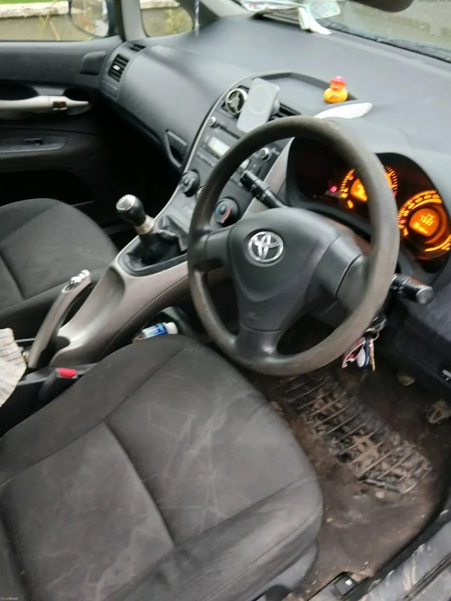 Car - Image 5