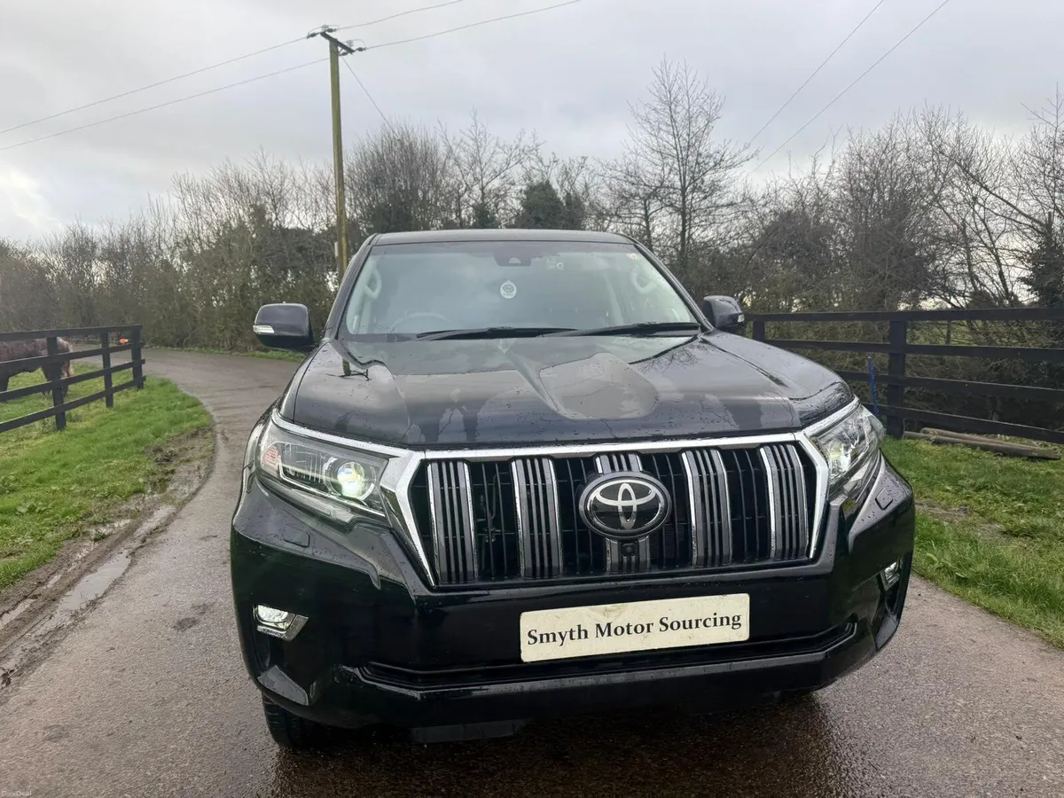 2021 Toyota Land Cruiser Prado Like New****** - Image 4