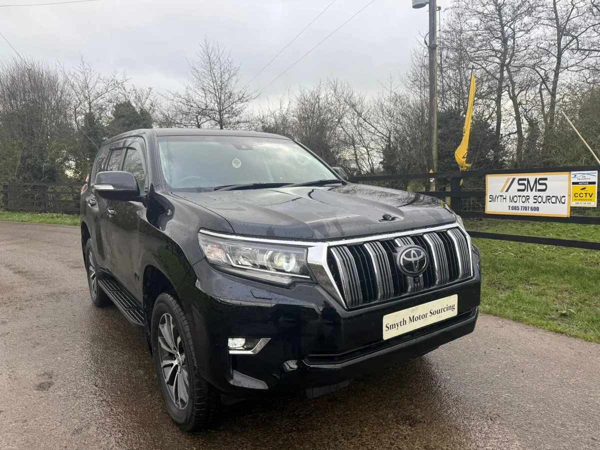 2021 Toyota Land Cruiser Prado Like New****** - Image 2
