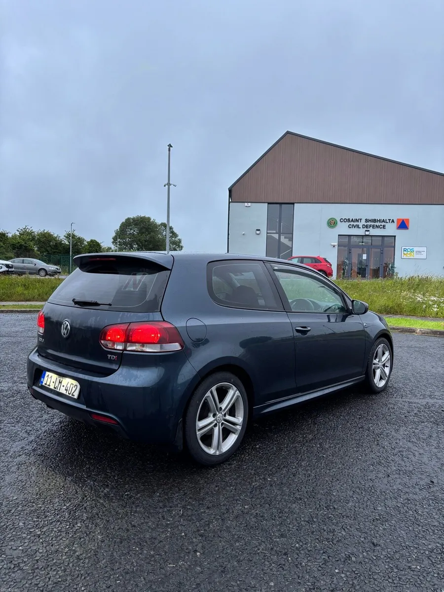 Volkswagen Golf R Line 2011 - Image 5