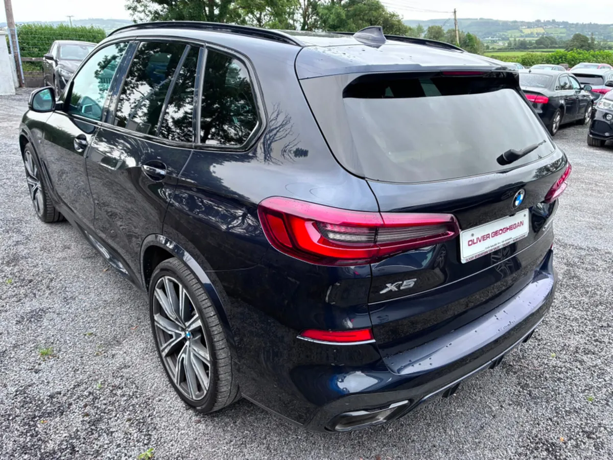 BMW X5 M SPORT (7 SEATER) 30D XDRIVE AUTO (SKY LOU - Image 3
