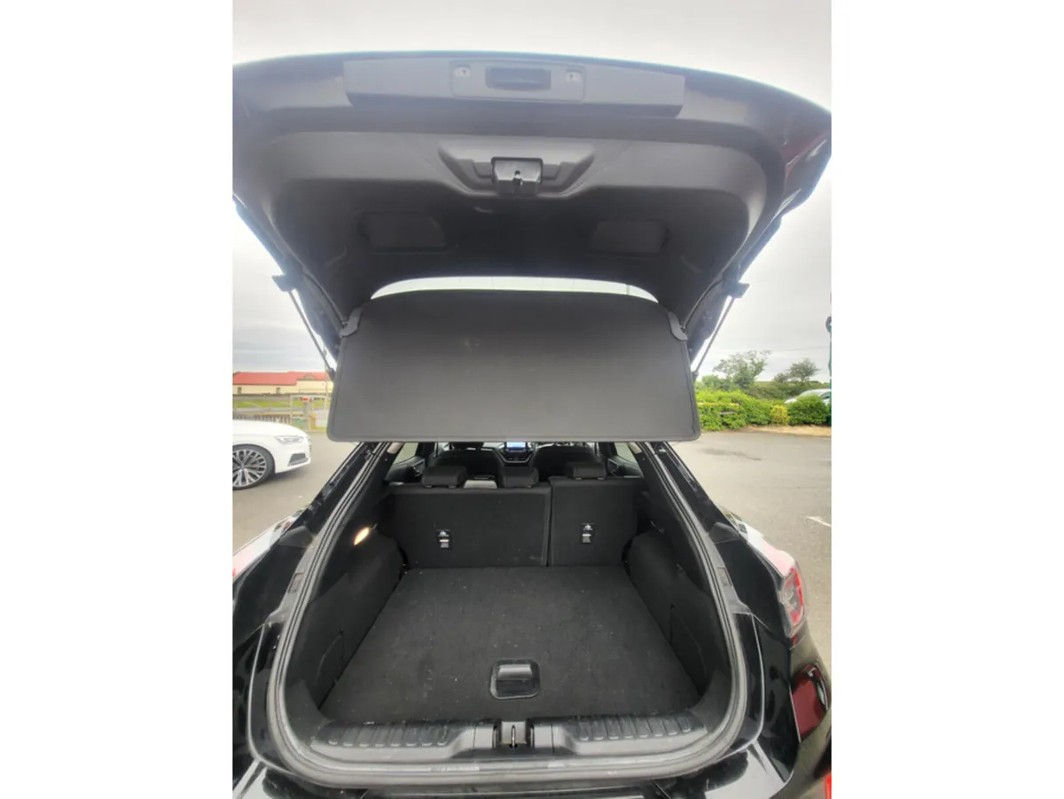 Ford Puma TITANIUM 5DR 1.0T 125 MHEV - Image 4