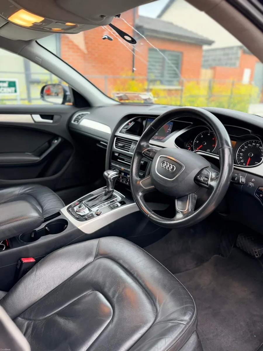 Audi A4 - Image 2