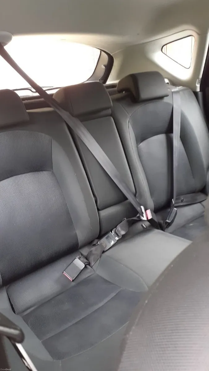 Nissan Qashqai 2011 - Image 4