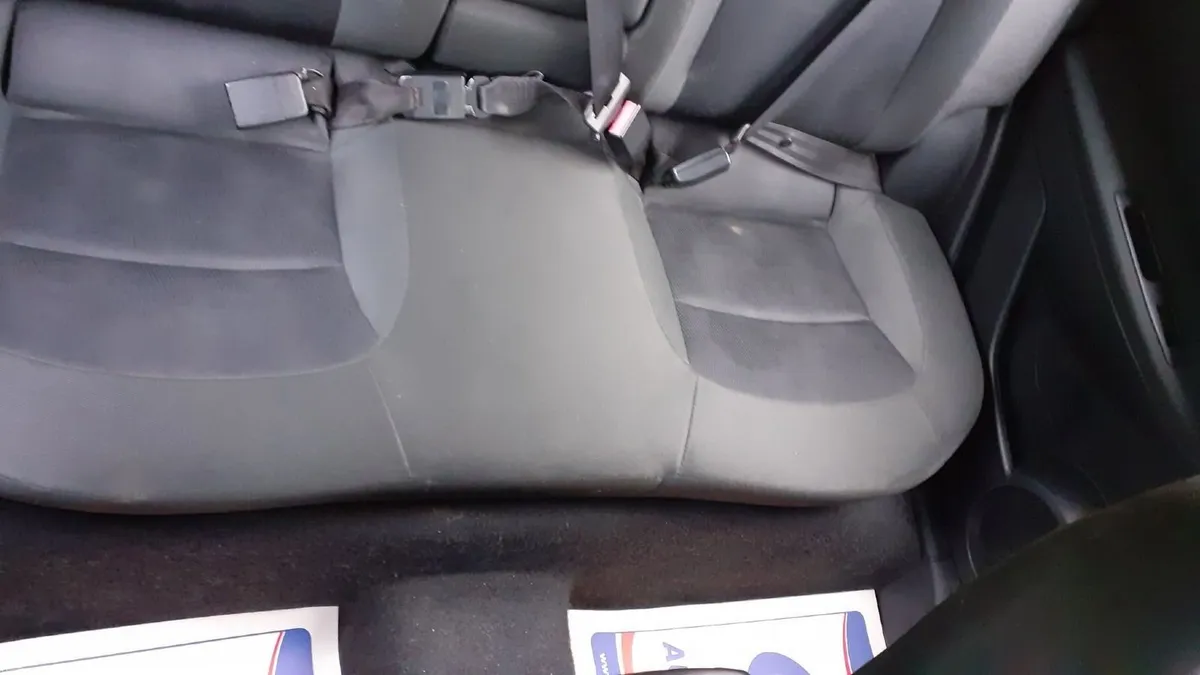 Nissan Qashqai 2011 - Image 6