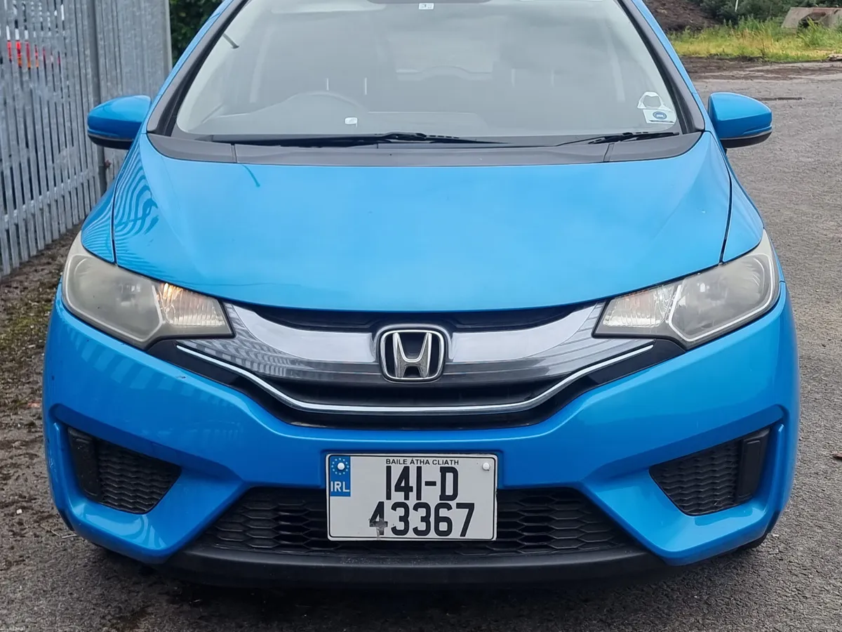 Honda Fit 2014 hybrid.  Automatic nct&tax €6900 - Image 5