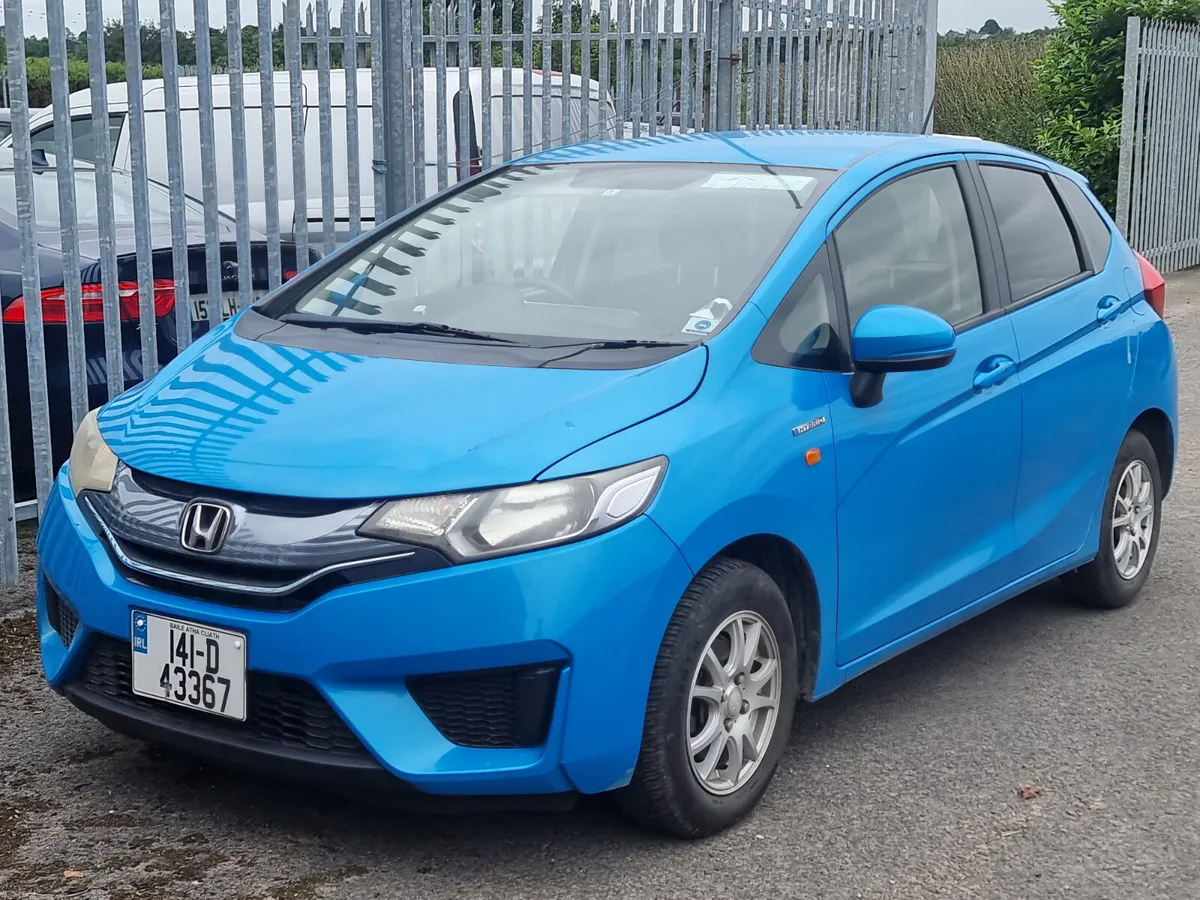 Honda Fit 2014 hybrid.  Automatic nct&tax €6990 - Image 4