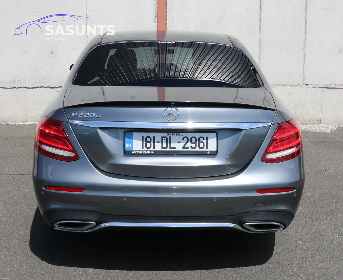MERCEDES-BENZ E-CLASS E220D AMG - Image 6