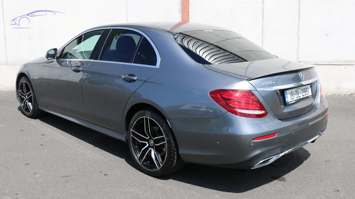 MERCEDES-BENZ E-CLASS E220D AMG - Image 5
