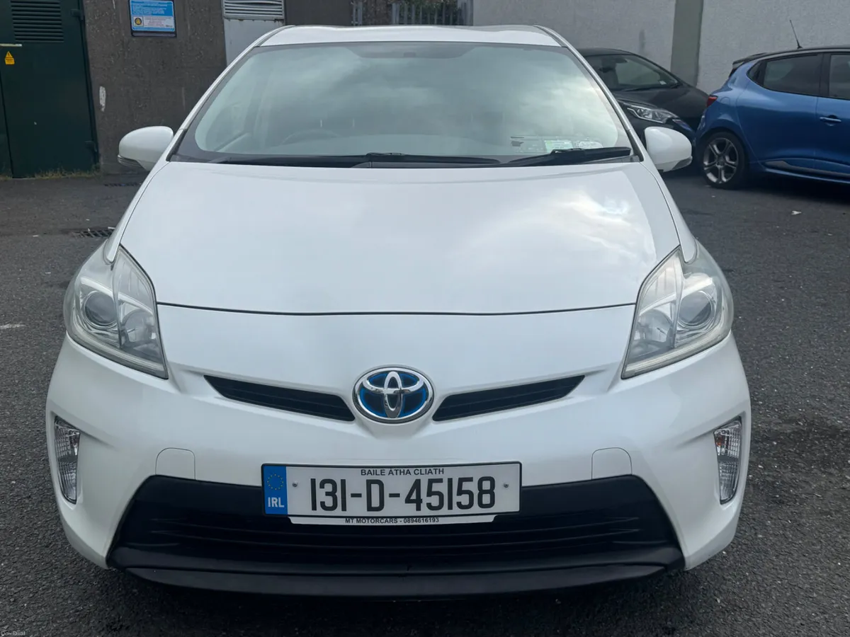 Toyota Prius 2013 Automatic Hybrid - Image 3