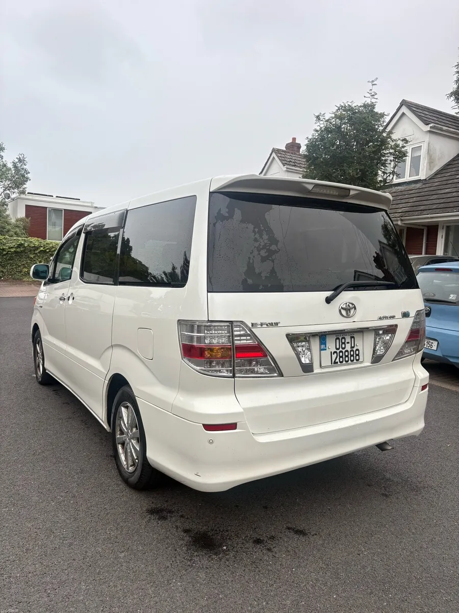 Toyota Alphard Blizzard Hybrid - Image 3
