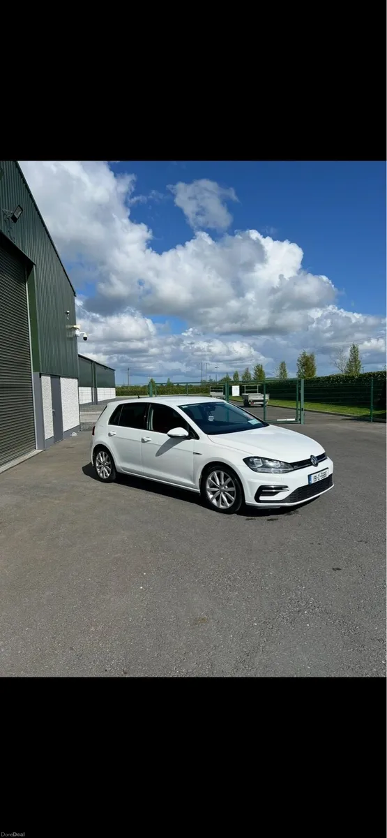 Volkswagen Golf - Image 4
