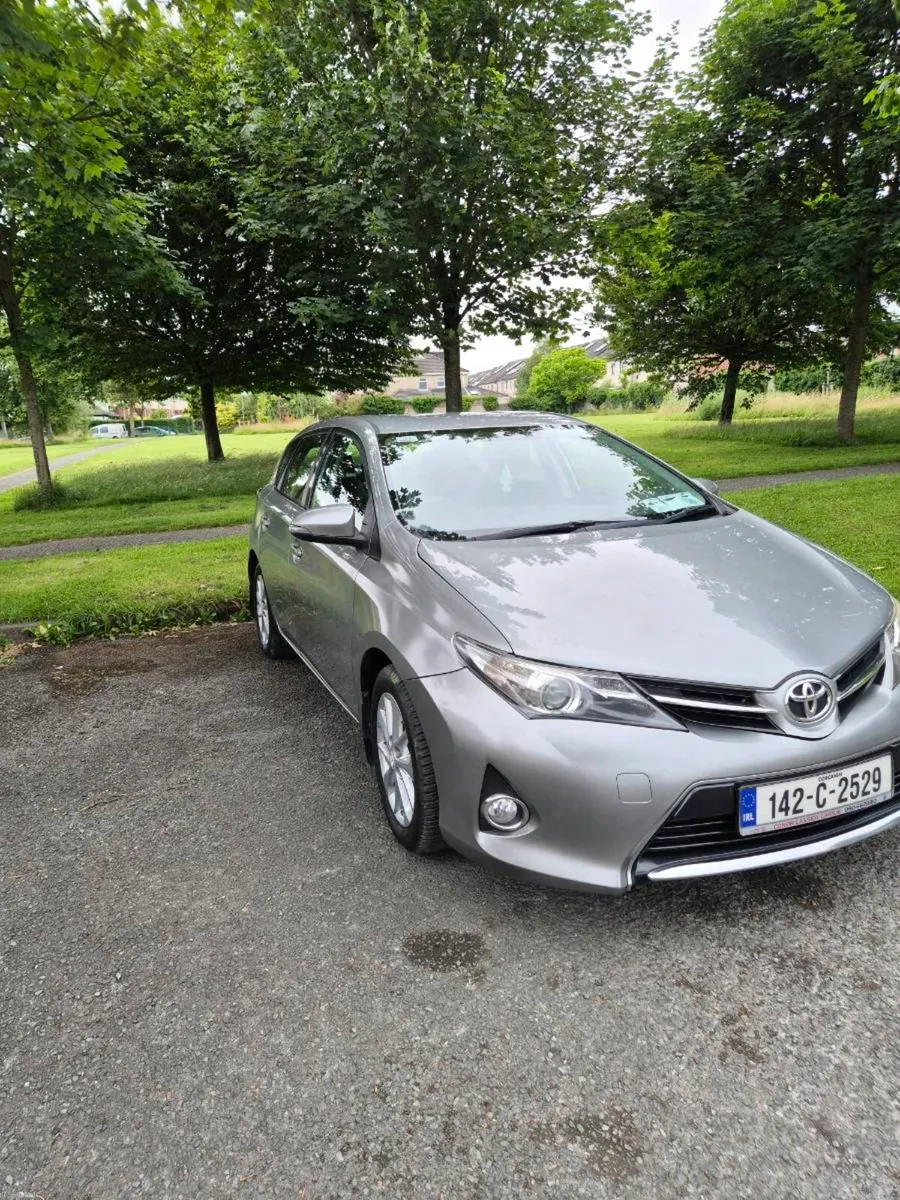 Tayota Auris - Image 1