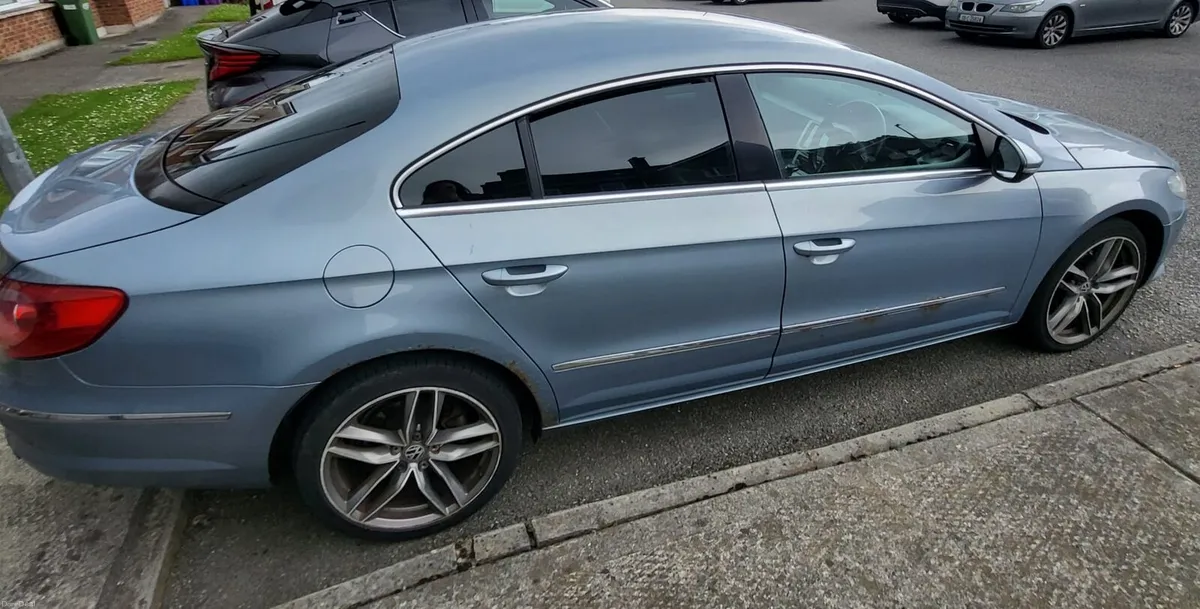 Volkswagen Passat CC 2l AUTOMATIC - Image 2