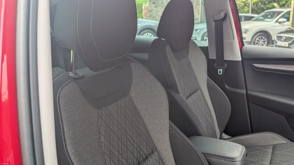 2024 Skoda Karoq 2.0 Diesel SEL - Image 6