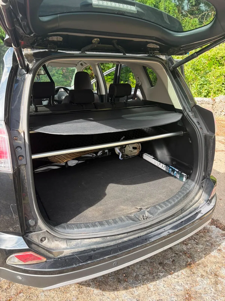 Toyota RAV4 - Image 3