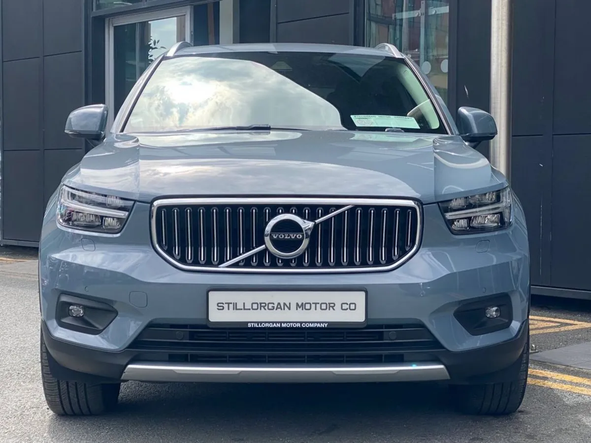 Volvo XC40 T3 Inscription Auto - Image 2