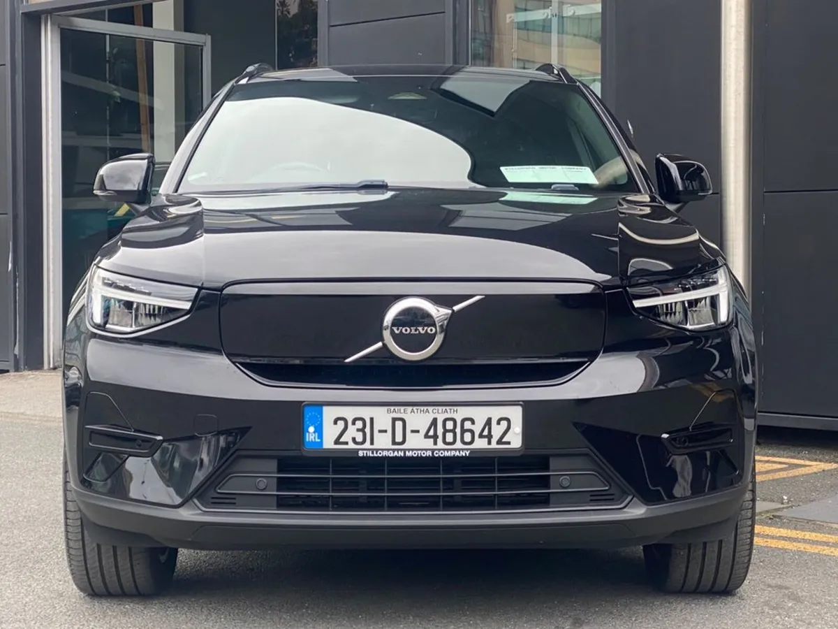 Volvo XC40 Core Recharge Auto EV - Image 2